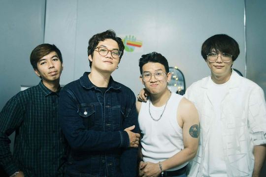 Nghệ sĩ Việt lùi lịch phát hành sản phẩm vì bão số 10