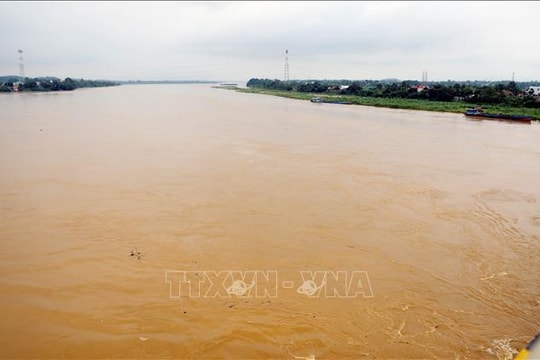Khẩn trương ứng phó lũ đặc biệt lớn trên sông Thao và vận hành an toàn hồ Thác Bà