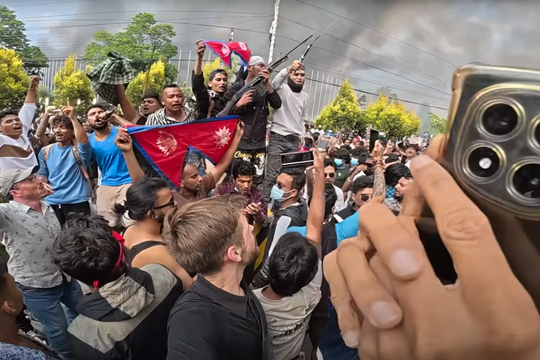 YouTuber du lịch trở thành nguồn tin chủ chốt trong biến động chính trị Nepal