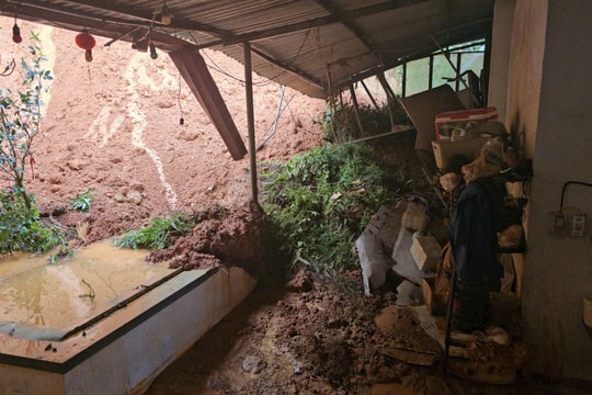 Hà Nội công bố tình huống khẩn cấp về thiên tai tại xã Suối Hai và xã Ba Vì