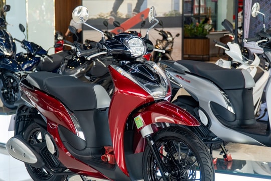 Honda ưu đãi ‘khủng’ cho khách mua xe tay ga SH Mode