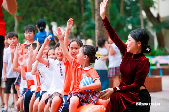 Hà Nội: Học sinh đi học trở lại từ ngày 2/10