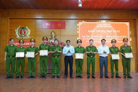 Quảng Ngãi: Thưởng nóng lực lượng Công an phá nhanh chuyên án cắt trộm dây cáp ngầm