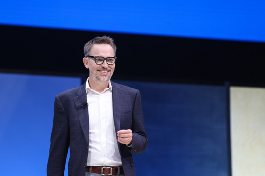 CEO LinkedIn cảnh báo bằng đại học không còn là chìa khóa cho thế hệ Z