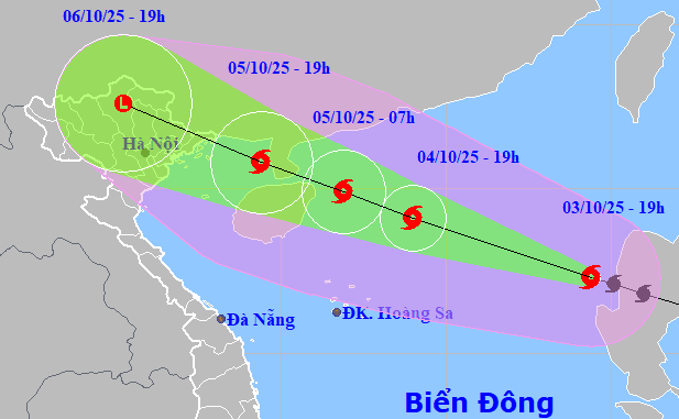 Bão Matmo đã vào Biển Đông, hướng về Bắc Bộ
