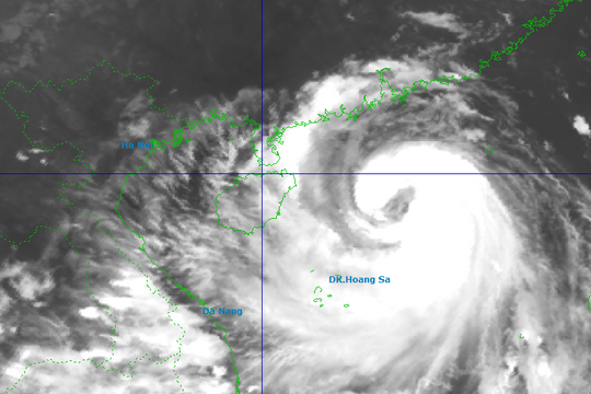 Bão số 11 giật cấp 15, hướng thẳng vào Quảng Ninh - Hải Phòng