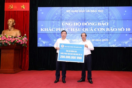 Ngành Giáo dục ủng hộ hơn 3,6 tỉ đồng giúp đồng bào khắc phục hậu quả bão số 10