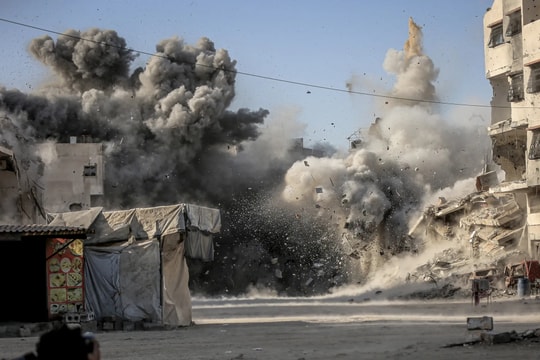 Israel tấn công ác liệt Gaza bất chấp lời kêu gọi ngừng ném bom từ Mỹ