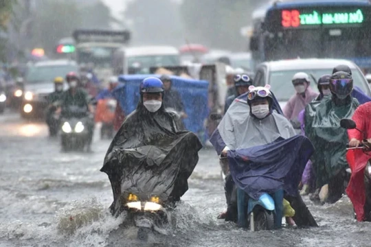 Dự báo thời tiết ngày 6/10: Hà Nội có mưa rất to, gió mạnh