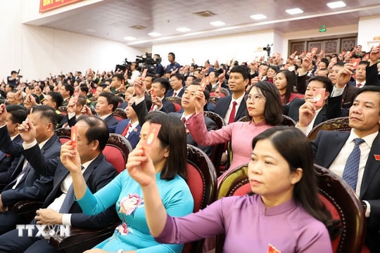 Ban Bí thư yêu cầu hoàn thành chuyển giao tổ chức đảng doanh nghiệp nhà nước trong tháng 10/2025