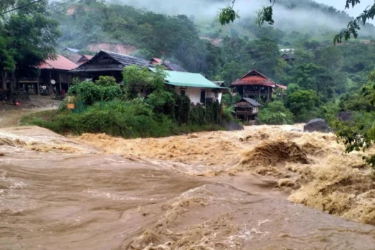 Dự báo thời tiết ngày 7/10: Vùng núi, trung du Bắc Bộ mưa lớn