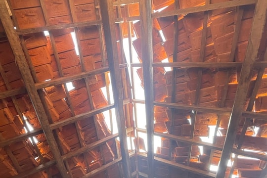 Liên tiếp 15 trận động đất ở Quảng Ngãi khiến nhiều điểm trường hư hỏng