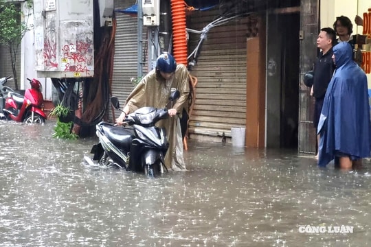 Bão số 11 suy yếu thành áp thấp nhiệt đới, miền Bắc mưa to kéo dài đến hết ngày 7/10