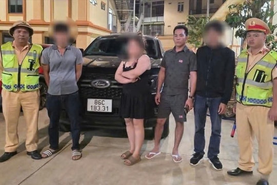 Tạm giữ hình sự người đàn ông hành hung tài xế xe tải sau va chạm giao thông