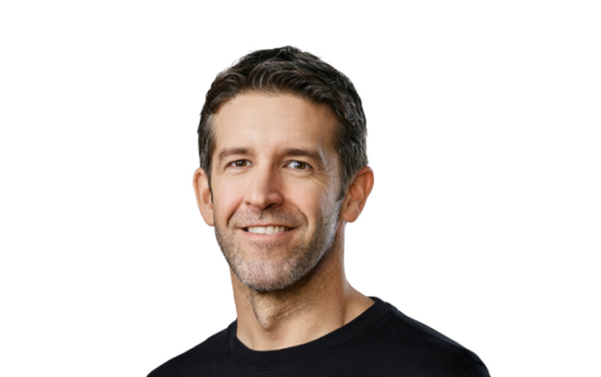 Kỹ sư có thể kế nhiệm Tim Cook làm CEO Apple là ai?