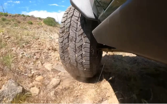 Nhược điểm của lốp đa địa hình khi chạy đường cao tốc