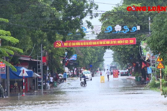 Bão số 11 gây mưa lớn, nhiều tuyến đường ở Bắc Ninh bị chia cắt