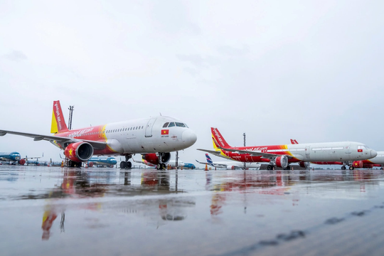 Giảm năng lực tiếp thu tàu bay về sân bay Nội Bài do thời tiết xấu