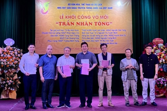 Cải lương và xiếc cùng xuất hiện trong vở diễn ‘Trần Nhân Tông’