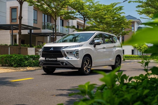 Lo tụt hậu, Mitsubishi Xpander và Xforce cuống cuồng giảm mạnh giá