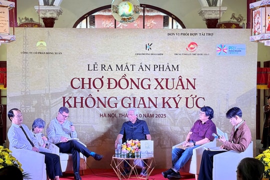 'Chợ Đồng Xuân – Không gian ký ức': Ấn phẩm tôn vinh giá trị văn hóa phố cổ Hà Nội