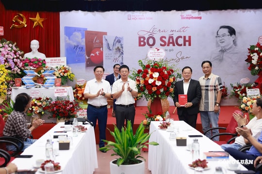 Nhà báo Lê Xuân Sơn ra mắt bộ ba cuốn sách: Hành trình quan sát và chiêm nghiệm