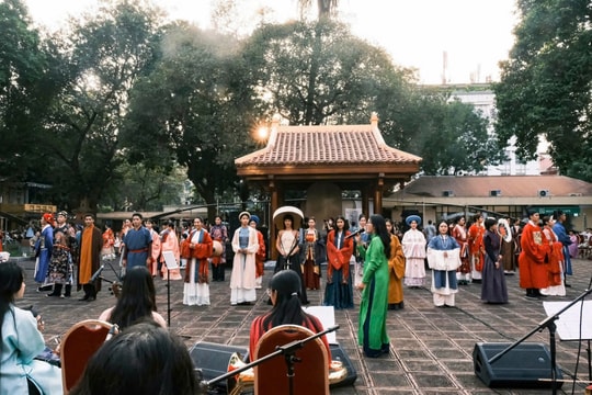 Hà Nội: Thách thức văn hóa trong nhịp sống đô thị hiện đại