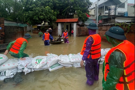 Hà Nội chủ động ứng phó với lũ đặc biệt lớn trên sông Cầu, sông Thương