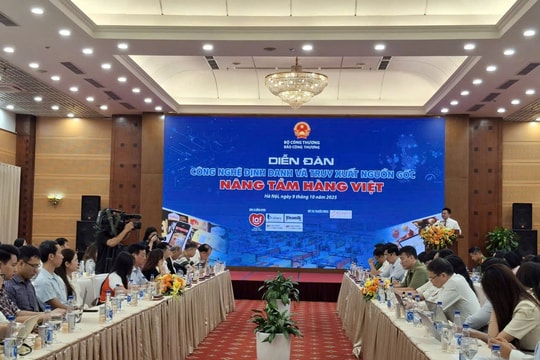 Hàng giả len lỏi mọi ngóc ngách, doanh nghiệp tung giải pháp ‘hộ chiếu số’ chống giả toàn diện