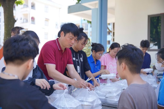 Sự thật phía sau tin đồn 'cấm cứu trợ' ở Trường Đại học Sư phạm, Đại học Thái Nguyên