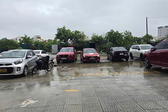 Chuyện nhỏ, chuyện lớn: Văn hóa giao thông nhìn từ ý thức đỗ xe