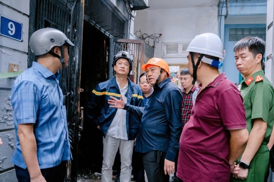 Chủ tịch Hà Nội Trần Sỹ Thanh trực tiếp chỉ đạo khắc phục vụ cháy khiến 5 người tử vong tại phố Kim Hoa