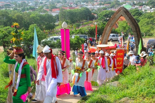 Khánh Hòa tổ chức nhiều hoạt động chào mừng Lễ hội Katê 2025