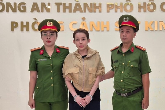 Ngân 98 bị bắt vì sản xuất hàng giả, doanh thu 1 năm từ sản phẩm 'giảm cân' lên tới cả trăm tỷ đồng