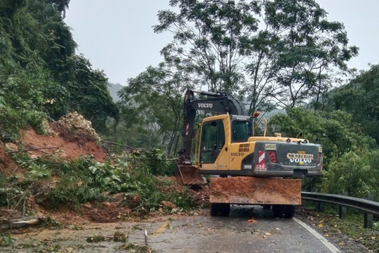 Hạ tầng đường bộ thiệt hại hơn 3.200 tỷ đồng sau 3 cơn bão