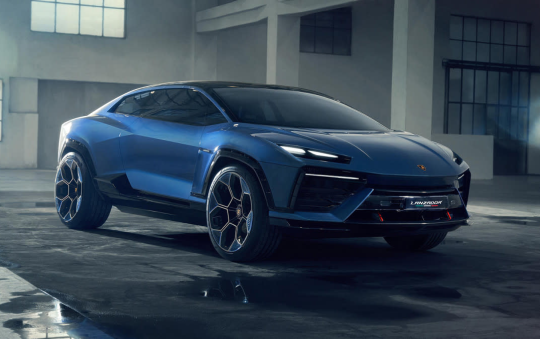 CEO Lamborghini: chưa phải lúc để chuyển sang xe điện hoàn toàn