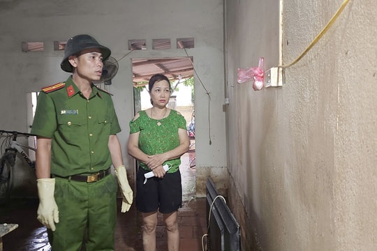 Bắc Ninh: Đề phòng cháy nổ từ thiết bị điện bị ngâm nước sau mưa lũ