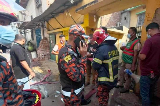 Bangladesh: Cháy lớn tại nhà máy may, 9 người thiệt mạng