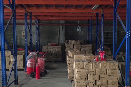 Triệt phá đường dây sản xuất, buôn bán bình chữa cháy giả doanh thu 1.000 tỷ đồng