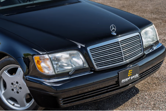 Mercedes và Ford bị kiện hàng tỷ đô vì gian lận khí thải