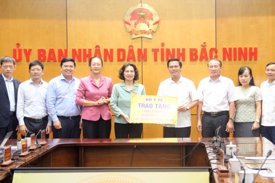 Bộ Y tế hỗ trợ Bắc Ninh khắc phục hậu quả bão số 11