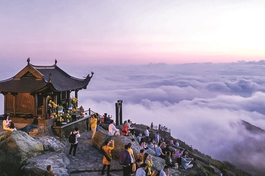 Phát động cuộc thi ảnh “Khoảnh khắc di sản Yên Tử – Vĩnh Nghiêm – Côn Sơn, Kiếp Bạc”