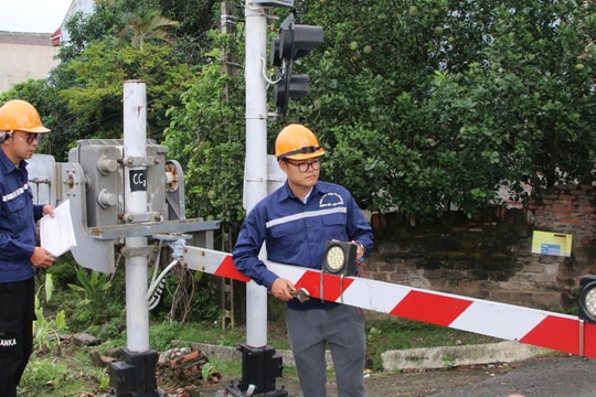 Bắc Ninh: Phấn đấu khắc phục hệ thống tín hiệu đường sắt trước ngày 18/10