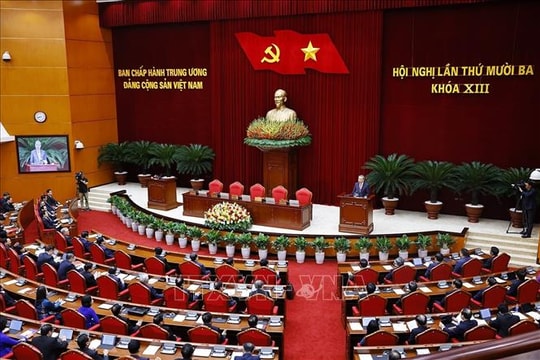 Bộ Chính trị ban hành Kết luận về chủ trương đánh giá cán bộ lãnh đạo, quản lý trong hệ thống chính trị