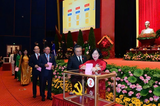 Bà Bùi Thị Minh Hoài trúng cử Ban Chấp hành Đảng bộ thành phố Hà Nội khóa XVIII với số phiếu cao nhất