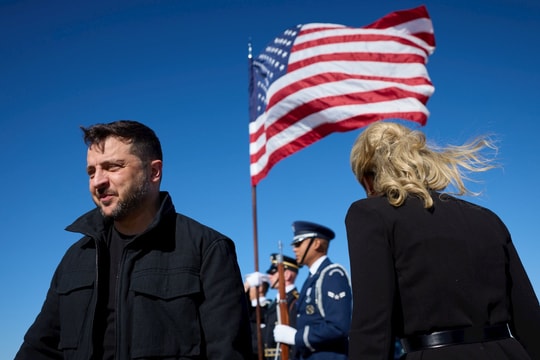 Tổng thống Ukraine đến Mỹ kêu gọi tăng viện trợ, cung cấp Tomahawk