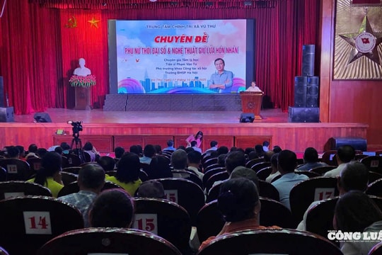 Vũ Thư (Hưng Yên): Nâng cao vai trò phụ nữ trong kỷ nguyên số nhân dịp 20/10