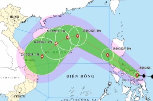 Ngày 19/10, Biển Đông sẽ đón cơn bão số 12