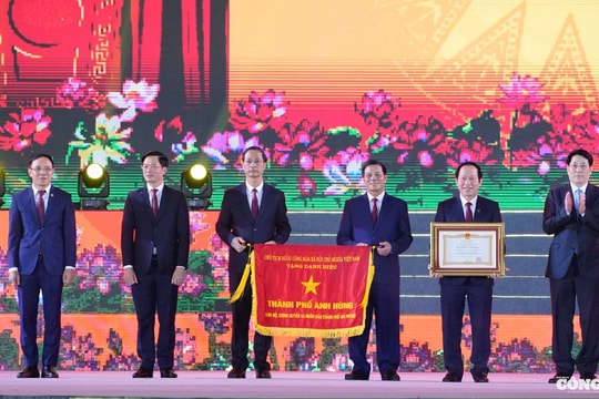 HẢI PHÒNG ĐIỂM ĐẾN CHIẾN LƯỢC TRONG KỶ NGUYÊN MỚI Bài 5: Viết tiếp "bản hùng ca" về thành phố Cảng Anh hùng