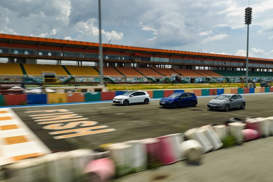 Hé lộ ‘huyền thoại’ VW Golf tại Việt Nam nhân kỷ niệm 50 năm